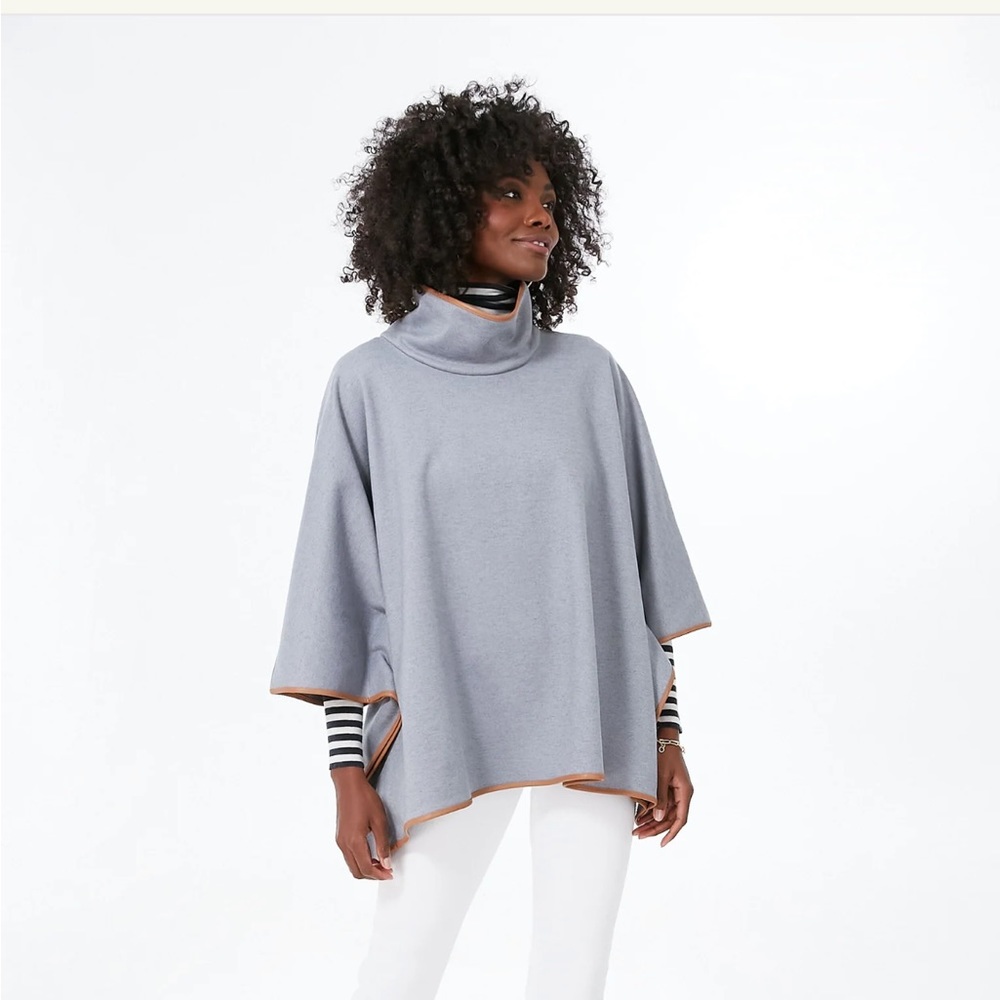 Tuckernuck poncho with piping